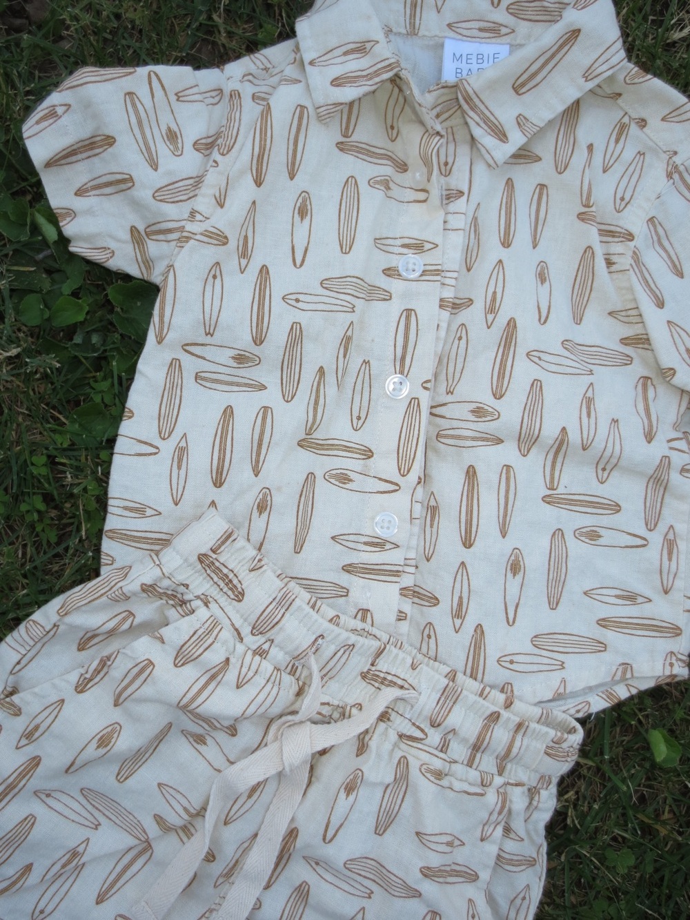 Rylee + Cru Cream Pajama Set with Tan Surfboard Print WORN ONCE